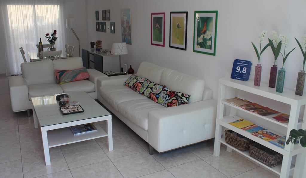 Estia Luxury Maisonette Paphos Rum bild