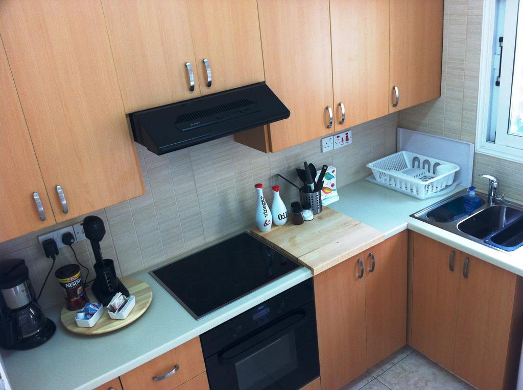 Estia Luxury Maisonette Paphos Rum bild